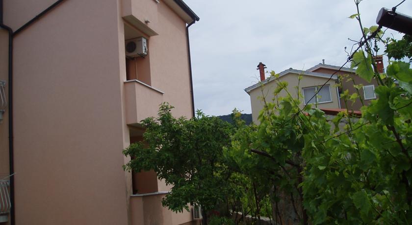 Apartment Orbanic Cres