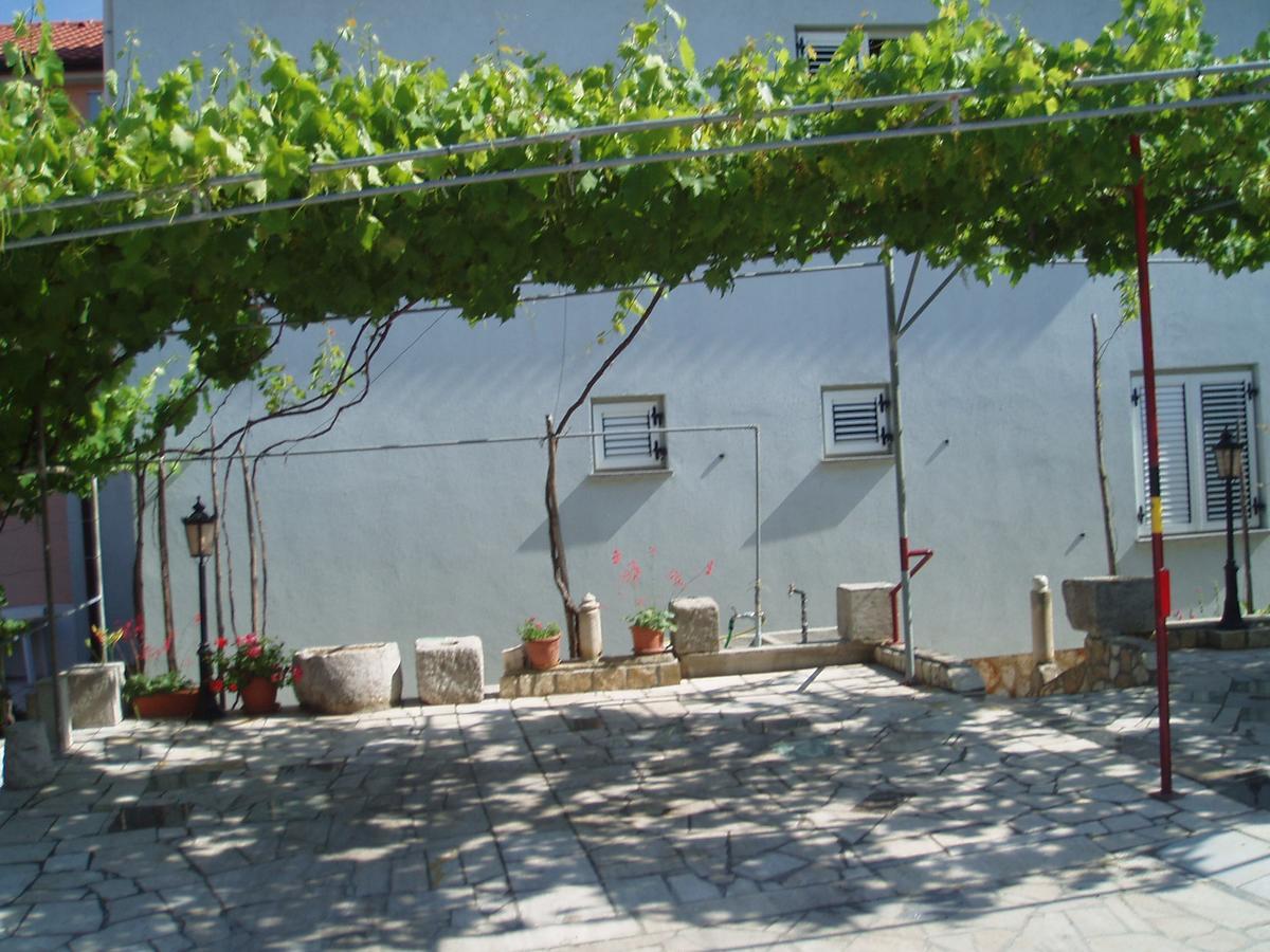 Apartment Orbanic Cres